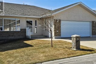 Bungalow for Sale, 140 165 Robert Street W, Swift Current, SK