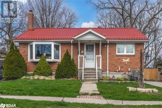 Detached House for Sale, 20 North Street, Barrie, ON