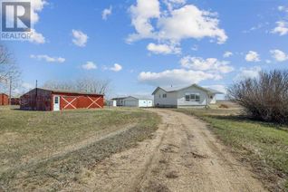 Bungalow for Sale, 312031 Range Road 241, Rural Kneehill County, AB
