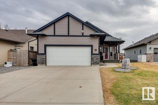 House for Sale, 61 Burris Pt, Lacombe, AB