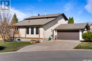 Detached House for Sale, 814 Bennett Bay N, Regina, SK
