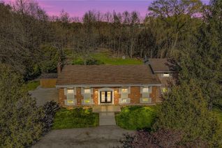 Detached House for Sale, 1849 Fiddlers Green Road, Ancaster, ON