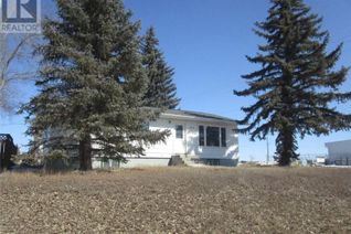 Detached House for Sale, 104 Churchill Avenue, Coronach, SK