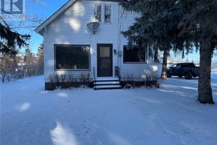 Detached House for Sale, 208 Riedel Avenue E, Langenburg, SK