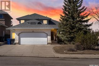 Detached House for Sale, 102 Hinitt Place, Saskatoon, SK