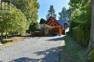 Detached House for Sale, 667 Franklin Road, Gibsons, BC