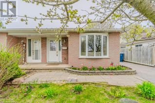 Semi-Detached House for Sale, 11 Eliot Place, Guelph, ON