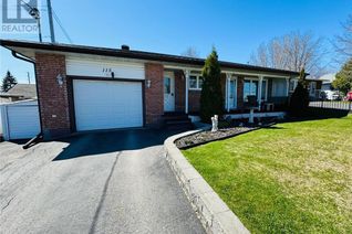 Detached House for Sale, 115 Duke Street W, North Bay, ON