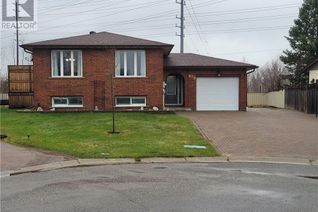 Bungalow for Sale, 870 Windermere Crescent, Greater Sudbury, ON