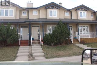 Freehold Townhouse for Sale, 12 Kanten Close, Red Deer, AB