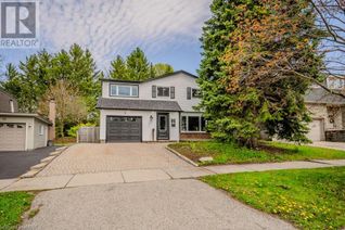 Detached House for Sale, 8 Elm Ridge Drive, Kitchener, ON