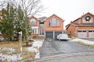 Detached House for Sale, 61 Dewbourne Pl, Whitby, ON