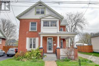 Detached House for Sale, 35 Ogden Avenue, Smiths Falls, ON