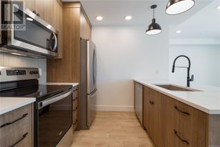 Condo Apartment for Sale, 201 Dogwood Dr #305, Ladysmith, BC