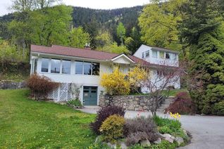 House for Sale, 520 Johnstone Rd, Nelson, BC