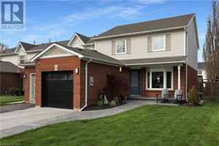Freehold Townhouse for Sale, 26 Pleasant Grove Terrace, Grimsby, ON