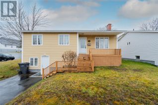Detached House for Sale, 54 Smallwood Drive, Mount Pearl, NL