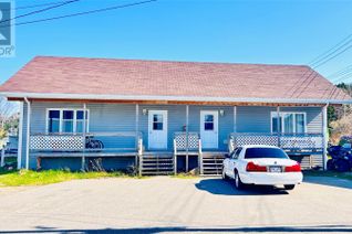 Detached House for Sale, 8-10 Orlando Road, Roberts Arm, NL