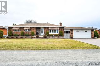 Bungalow for Sale, 208 Frontenac Cres, Timmins, ON