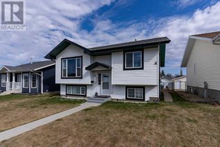 Detached House for Sale, 5210 41 Street Crescent, Innisfail, AB