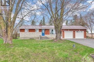 Detached House for Sale, 8547 Mitch Owens Road, Gloucester, ON