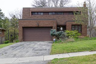 Detached House for Sale, 6 Mogul Dr, Toronto, ON