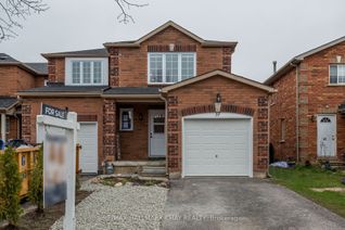 Freehold Townhouse for Sale, 37 Black Cherry Cres E, Barrie, ON