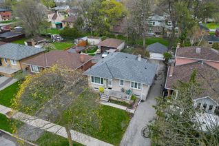 Detached House for Sale, 15 Deerhurst Ave, Toronto, ON
