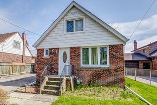 Detached House for Sale, 5 Noranda Dr, Toronto, ON