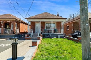 Bungalow for Sale, 125 Foxwell St, Toronto, ON