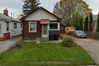 Detached House for Sale, 17 Alden Ave, Toronto, ON