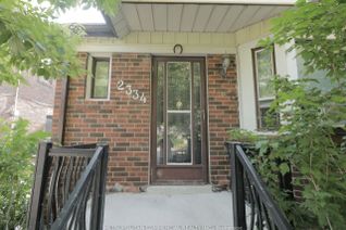 Detached House for Sale, 2334 Dufferin St, Toronto, ON