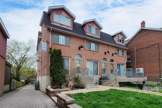 Condo Townhouse for Sale, 32 Curzon St #16, Toronto, ON