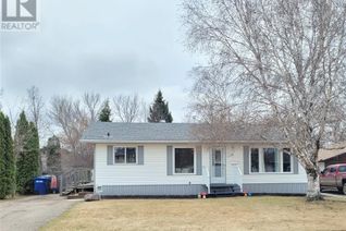 Bungalow for Sale, 13 Evans Place, Meadow Lake, SK