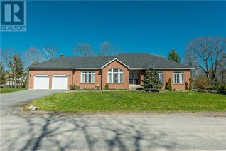Detached House for Sale, 651 Woodland Place, Kingston, ON