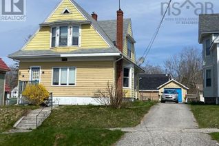 House for Sale, 142 Mowatt Street, Shelburne, NS