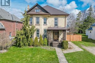 Detached House for Sale, 156 Church Street, North Middlesex, ON