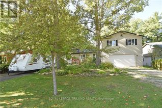 Detached House for Sale, 9685 Army Camp Rd, Lambton Shores, ON