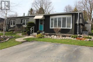 Detached House for Sale, 334 Wyldwood Lane, South Huron, ON