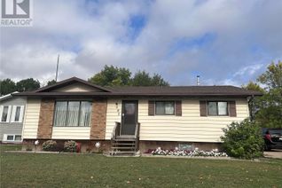 Detached House for Sale, 105 2nd Avenue E, Lampman, SK