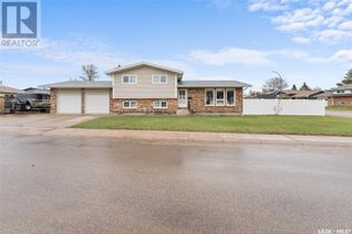 Detached House for Sale, 153 Bluesage Drive, Moose Jaw, SK