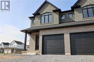 Freehold Townhouse for Sale, 110 Elvira Way, Thorold, ON
