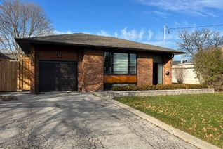Bungalow for Rent, 52 Sloane Ave #Lower, Toronto, ON