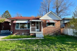 Bungalow for Rent, 3 Ivordale Cres #Upper, Toronto, ON