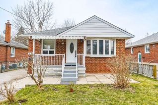 Detached House for Rent, 72 Lynvalley Cres #Main, Toronto, ON