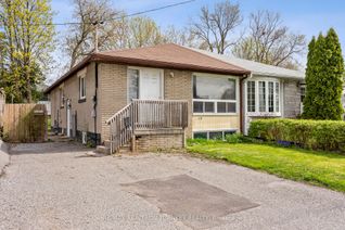 Bungalow for Sale, 39 Harrison Dr, Newmarket, ON