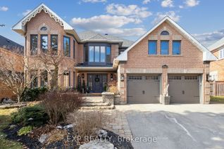 Detached House for Sale, 780 Foxcroft Blvd, Newmarket, ON