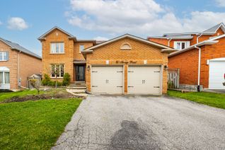 Detached House for Rent, 80 Savage Rd, Newmarket, ON