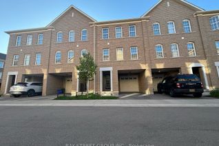 Freehold Townhouse for Rent, 2280 Baronwood Dr #80, Oakville, ON