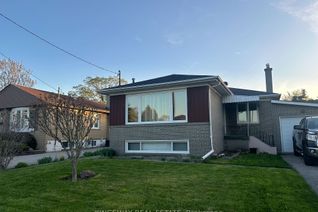 Detached House for Rent, 20 Margrath Pl #Main, Toronto, ON